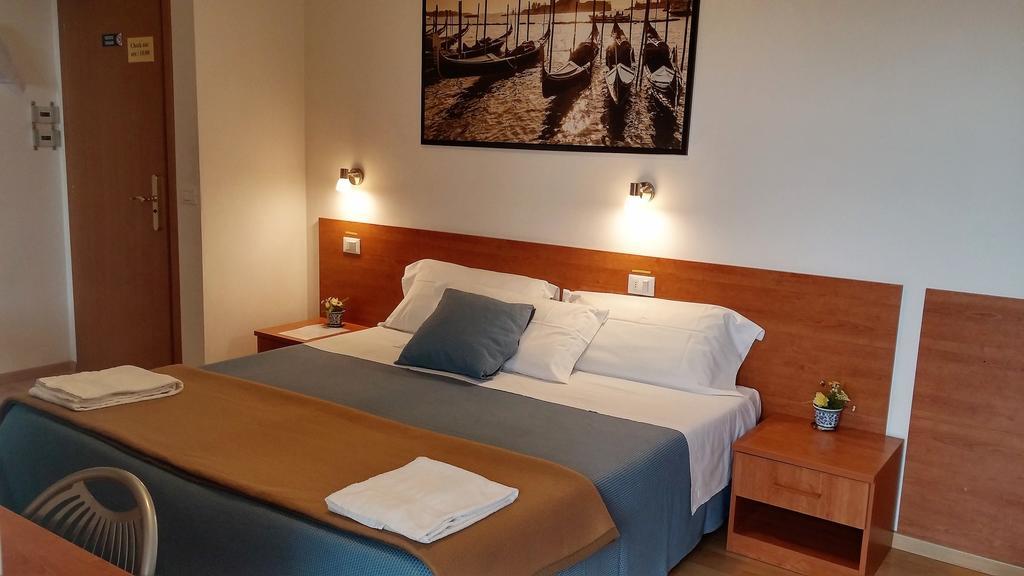 Dream Hotel Favaro Veneto Exterior photo